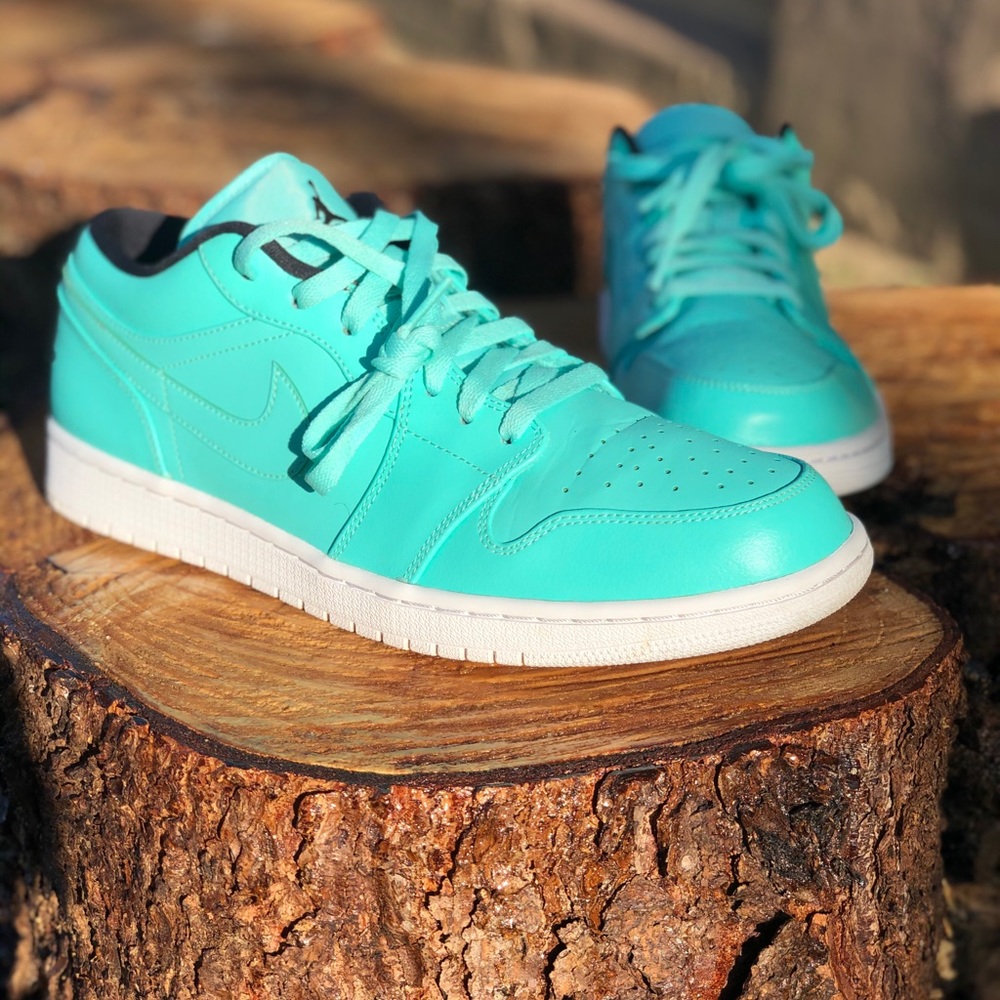 Jordan 1 Low Hyper Turquoise Sz 11.5